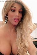 Roma Trans Camilla Brazil 389 90 59 453 foto selfie 21