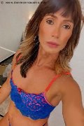  Trav Vivian 366 45 04 341 foto selfie 15