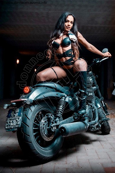 Foto Melani Vilhena Trans Parma 351 4517811